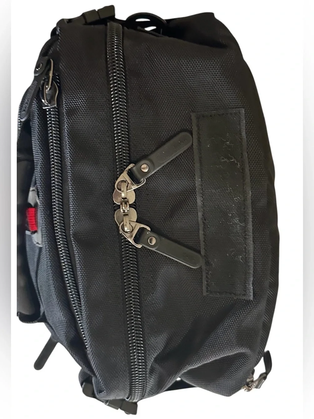 KALA Design Men's Black Backpack - Durable Travel & Commuter Bag. 20”x12”x7”.